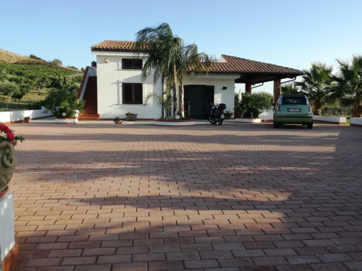 Villa Peppino Montallegro Exterior photo